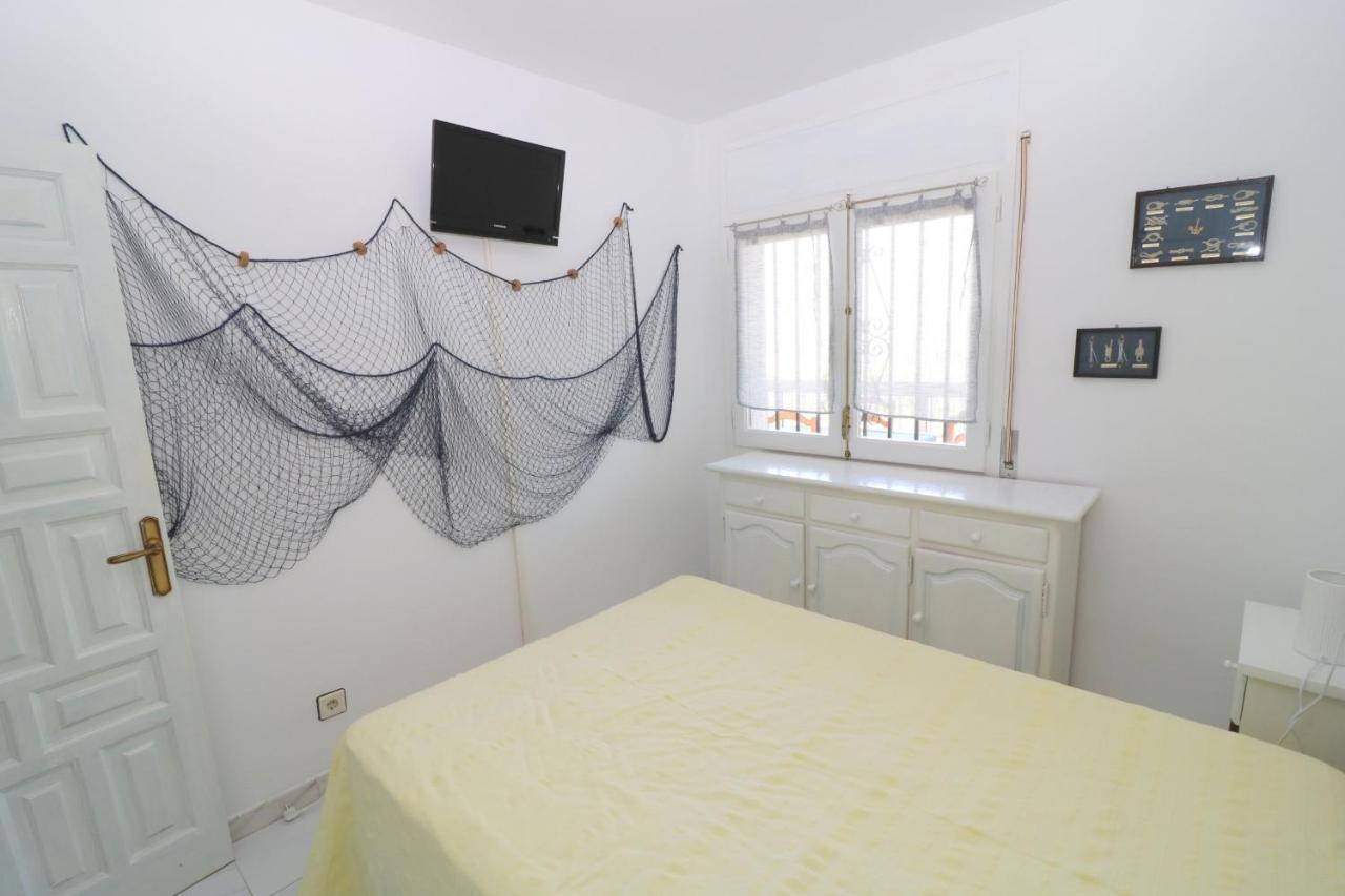 Jardins III B 2 - Piso Con Vista Al Mar Y Piscina Apartment Росес Екстериор снимка